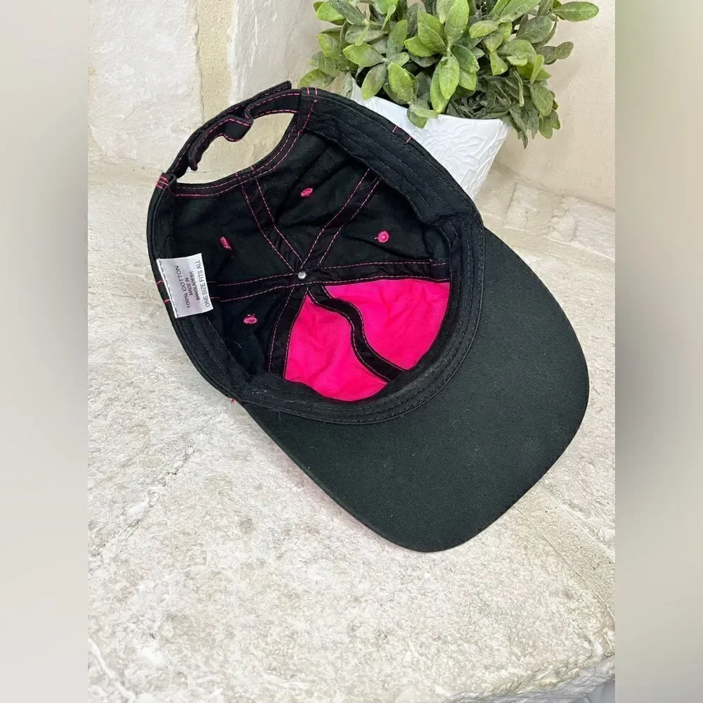 Saddle Brat pink/black baseball cap